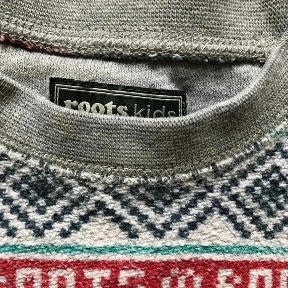 Roots Sweatshirt Size 2T - Picture 4 of 9